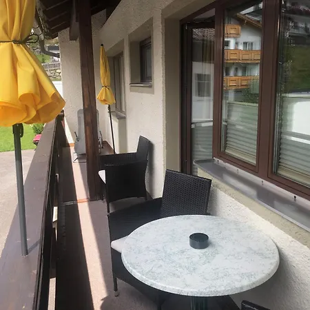 아파트 Gaestehaus Koch