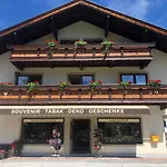 Gaestehaus Koch 아파트 베르왕