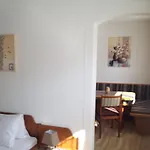 Gaestehaus Koch 아파트 베르왕