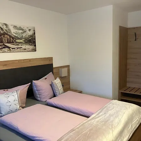 Apartment Gaestehaus Koch Berwang